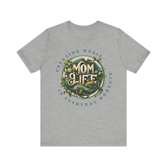 Mom Life T-Shirt,Gift for Her,Gift for Wife,Mom Shirt,Momlife Shirt,Shirt for Moms,Mother's Day Gift,Trendy Mom Tee,Mama top,New Mom gift