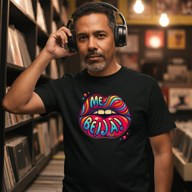 Me Beija "Kiss Me" psychedelic T-shirt, Portuguese Lover Shirt