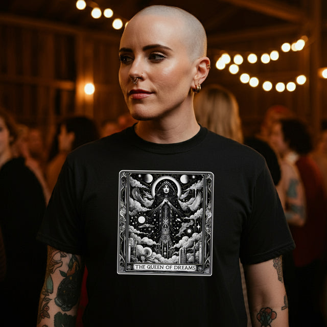 Queen of Dreams,Tarot card shirt,Mothers Day Gift,Tarot Reader Gift,Witchy Shirt,Mystical Cards Tee,Gift for her,Gift for Mom,Gift for Wife